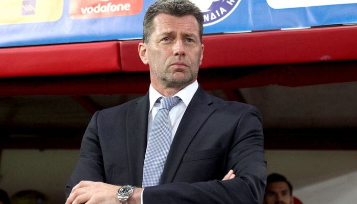 Δείπνο του Σκίμπε στους διεθνείς