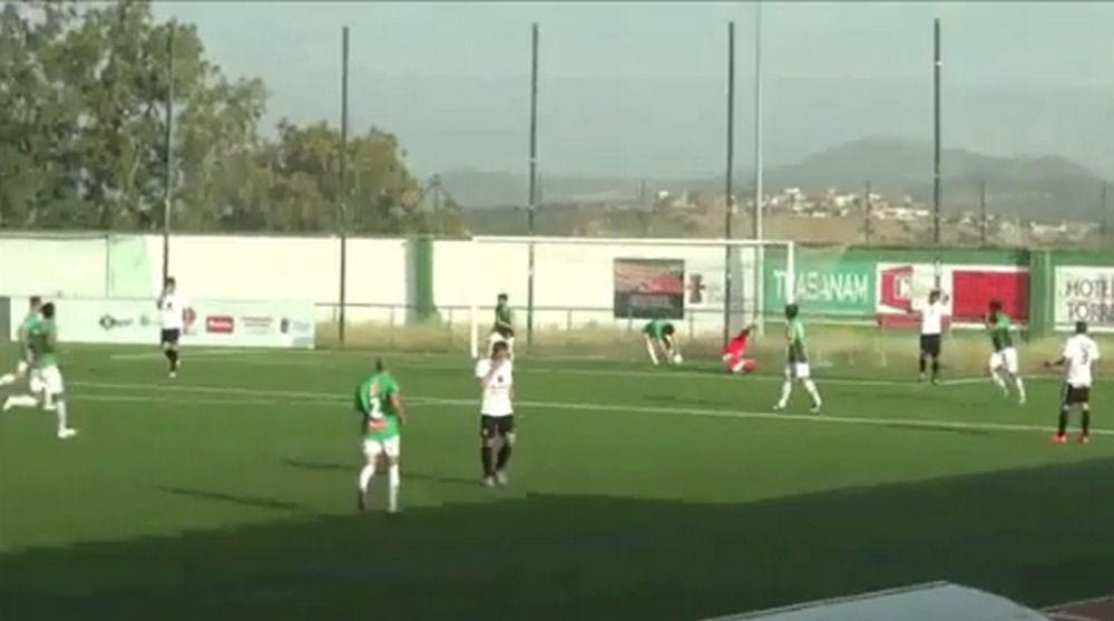 Αυτογκόλ για… γέλια