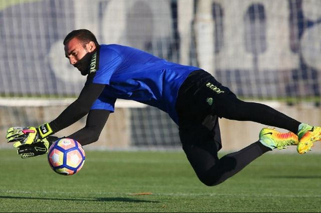 Ο Ρομπέρτο, το super car και ο… σκύλος