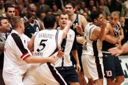 Η κατάρρευση μιας μπασκετούπολης και η αναβίωση του μεγαλύτερου ντέρμπι