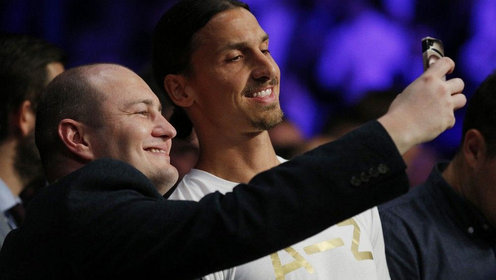 Έτσι “παρηγορήθηκε” ο Ιμπραχίμοβιτς μετά την ήττα της Γιουνάιτεντ