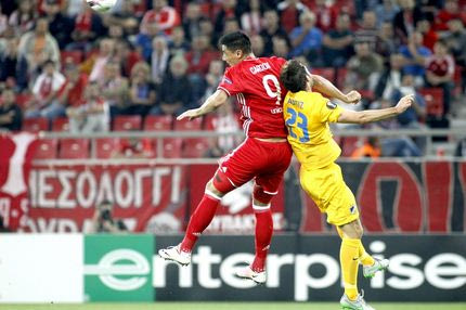 Tα είπαν στο twitter Ολυμπιακός και ΑΠΟΕΛ!