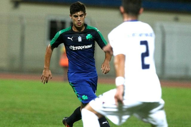 Φεύγει ο Ουζουνίδης, ανανέωσε ο Μπουζούκης