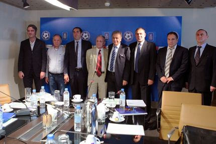 Οι “απειλές” στους παράγοντες, το μωράκι και το κερί του Μπίκα