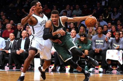 Το σόου του Giannis με τους Nets