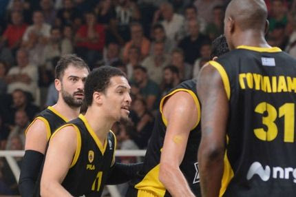 Νικηφόρα πρεμιέρα: Ζει και πεθαίνει με Ντίξον η ΑΕΚ