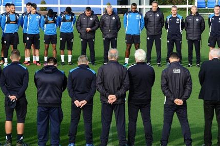 Με μαύρα περιβραχιόνια στο Λονδίνο οι παίκτες της Λέστερ