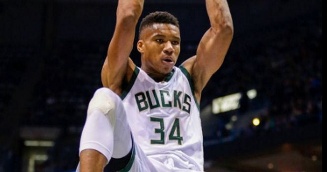 “Τριαντάρα” με το “καλημέρα” ο Αντετοκούνμπο