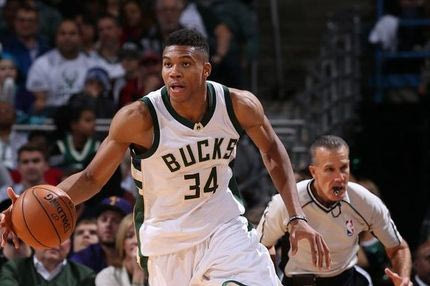 Το σόου Αντετοκούνμπο κόντρα στους Χόρνετς