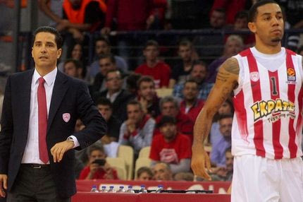 Tράβηξε το αυτί στους παίκτες του ο Σφαιρόπουλος: “Κακή νοοτροπία!”