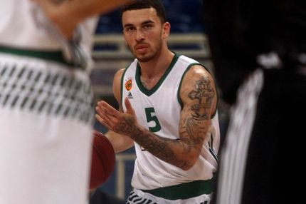 Το λάθος του Τζέιμς και του Πεδουλάκη