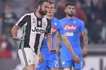 Ο Ιγκουαΐν αρνήθηκε να πανηγυρίσει το γκολ του στη Νάπολι!