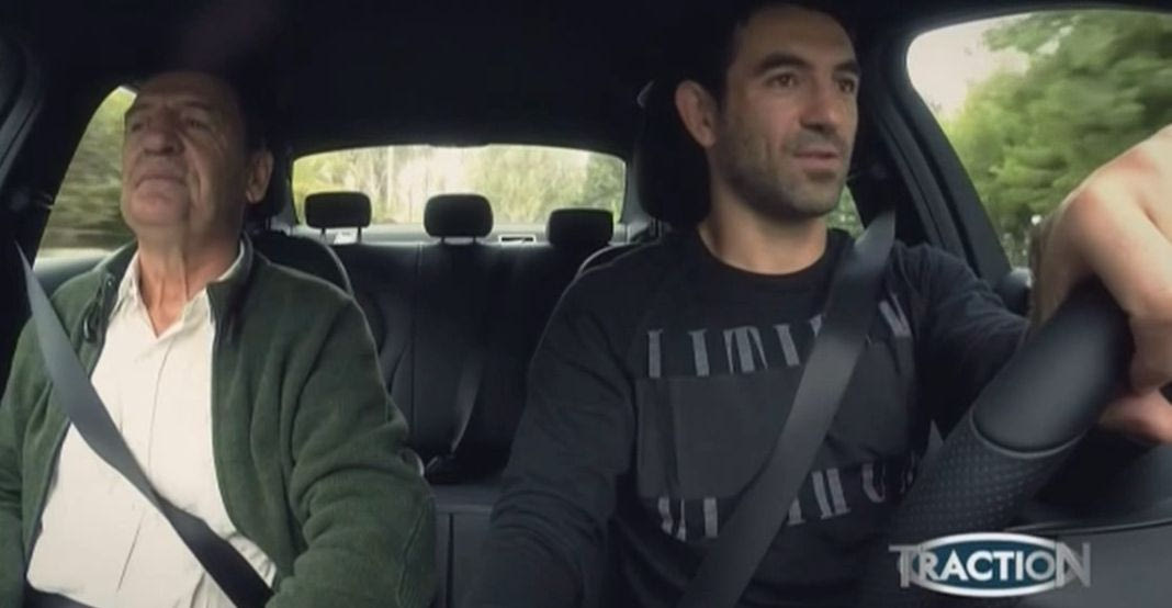 VIDEO: Στο τιμόνι μίας πολυτελoύς Mercedes ο Καραγκούνης