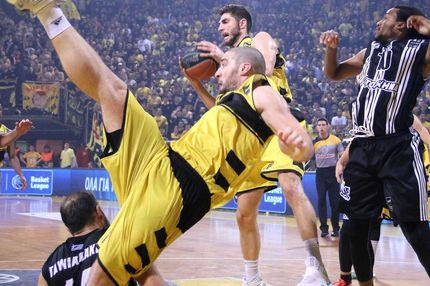 “Μάτιασαν” τον Καββαδά, νέο σοκ στον Άρη!