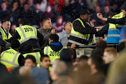 Άγρια επεισόδια μεταξύ οπαδών της Γουέστ Χαμ και της Τσέλσι