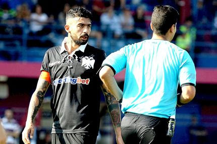 Επιστροφή στη μουρμούρα