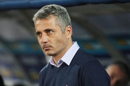 Επιστροφή στους πάγκους για Κορακάκη με πολύ δύσκολη αποστολή