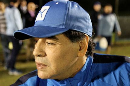 Και όμως: ο Μαραντόνα πρόδωσε την Νάπολι!