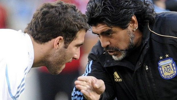 Μαραντόνα: “Με φλέρταραν σαν να ήμουν γυναίκα”