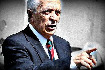 Ο άνθρωπος του Βαρδινογιάννη στις υπηρεσίες του Αλαφούζου