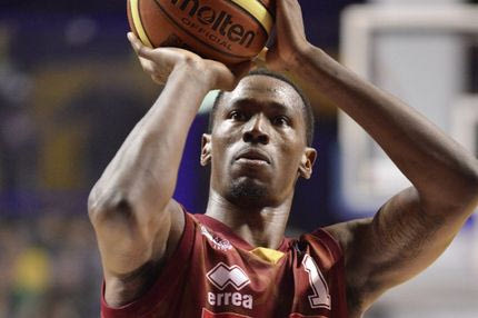 Ήταν 26. “Έσβησε” μετά από κάρφωμα…