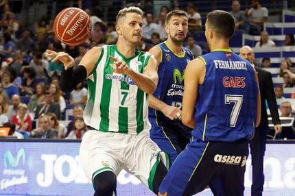 Τρέλανε κόσμο: Ο Νάχμπαρ βάζει ακόμη 30άρες!