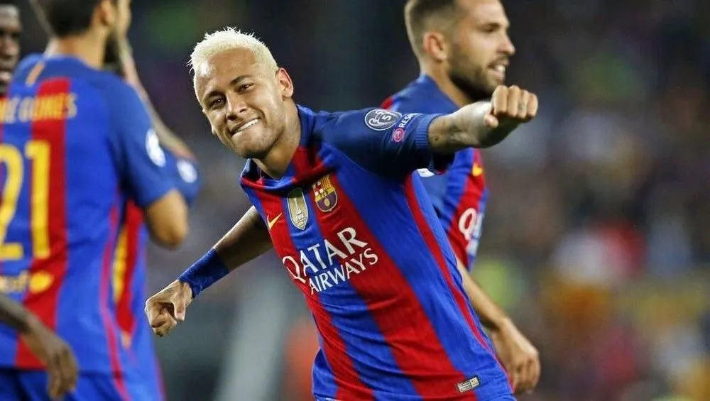 PHOTO: Τράκαρε την… κούκλα Ferrari του ο Νεϊμάρ!