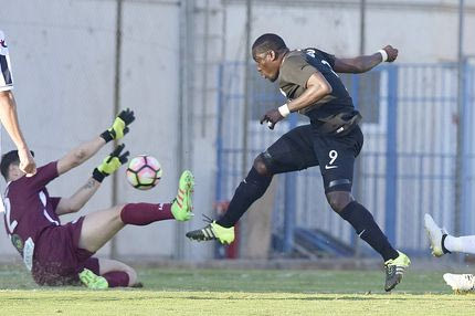 ΠΑΕ: “Γελάει ο κόσμος με τη διαιτησία!”