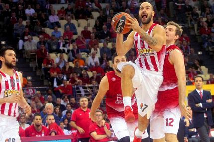 Τραυματίστηκε ο Σπανούλης και πήγε στα αποδυτήρια