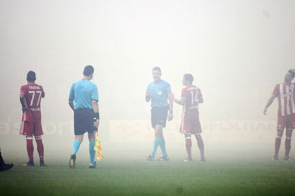 Αυτό προβλέπεται για άναμμα πυρσών και καπνογόνων
