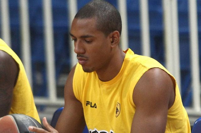 Μετράει ώρες ο Όουενς στην ΑΕΚ