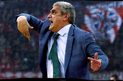 Ο προπονητής Πεδουλάκης στο ΣΕΦ: Πότε κερδίζει, πότε χάνει