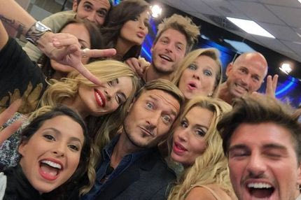Ο Τότι ξέρει να βγάζει “παιχνιδιάρικες” selfie