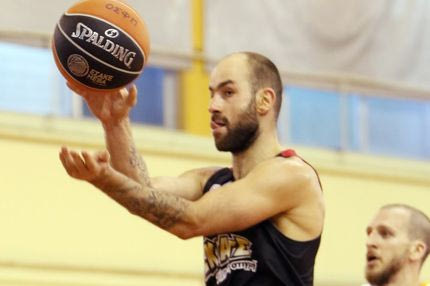 Ο Ολυμπιακός είναι του Σπανούλη…