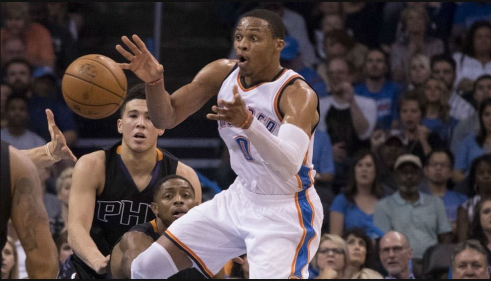 Ανατροπή με ΜΥΘΙΚΗ εμφάνιση από Westbrook