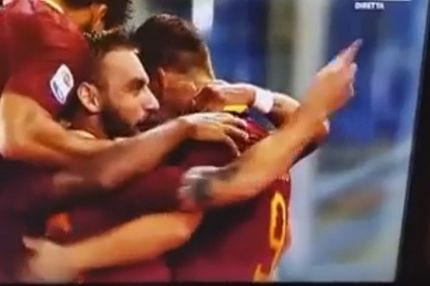 Ο Ντε Ρόσι τα “έχωσε” στους οπαδούς της Ρόμα!