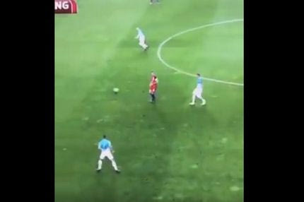 Γέλασε και ο… Ροναλντίνιο με την γκάφα του Χέντερσον