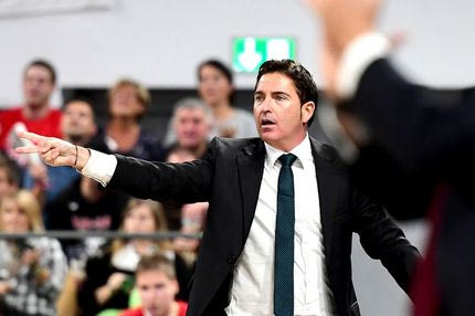 Έτσι έζησε ο Πασκουάλ τη νίκη κόντρα στη Μπάμπεργκ