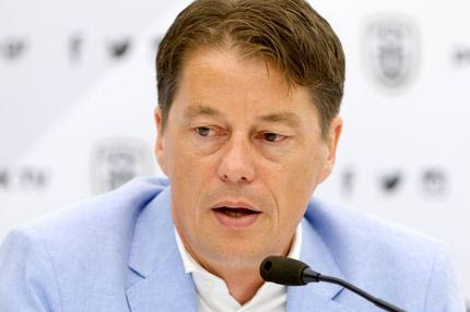 Μίχελ: “Καμία εντολή για πώληση Κλάους”