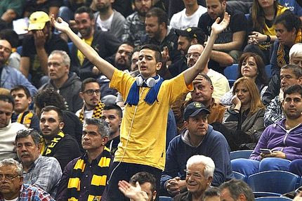 Ώρες ώρες σε κοιμίζει η ΑΕΚ…