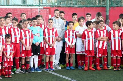Είδαν από κοντά το είδωλό τους οι μικροί άσοι του Ολυμπιακού