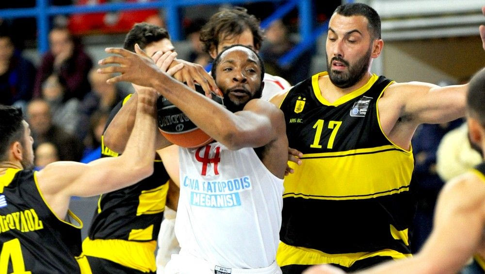 Ο Άρης πέρασε “αέρα” από τη Λευκάδα με όπλο τα τρίποντα