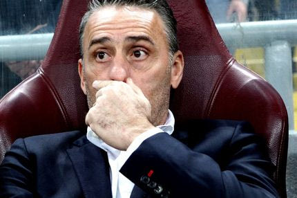 Με τη θηλιά στο λαιμό: Τα προβλήματα που “πνίγουν” τον Μπέντο