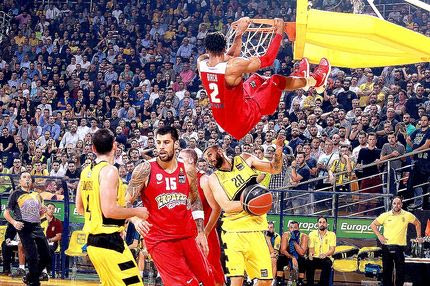 Πληρότητα και έλεγχο ο Ολυμπιακός, άμυνα ο Παναθηναϊκός