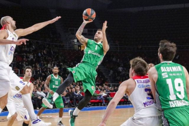 Ο Μπλατ έκανε… ματ στον Ιτούδη. Αυτή ήταν ομάδα του Σάρας