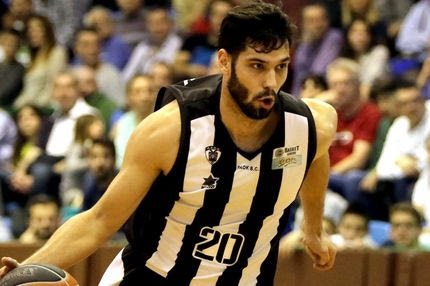 Στα ασπρόμαυρα ξανά ο Ντούβνιακ