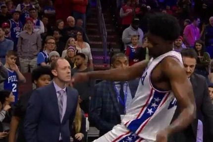 Ο Εμπίντ κλωτσούσε καρέκλες γιατί δεν τον άφησαν να παίξει!