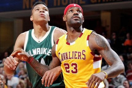 Μεγαλοπρεπής υπόκλιση Λεμπρόν στον Αντετοκούνμπο