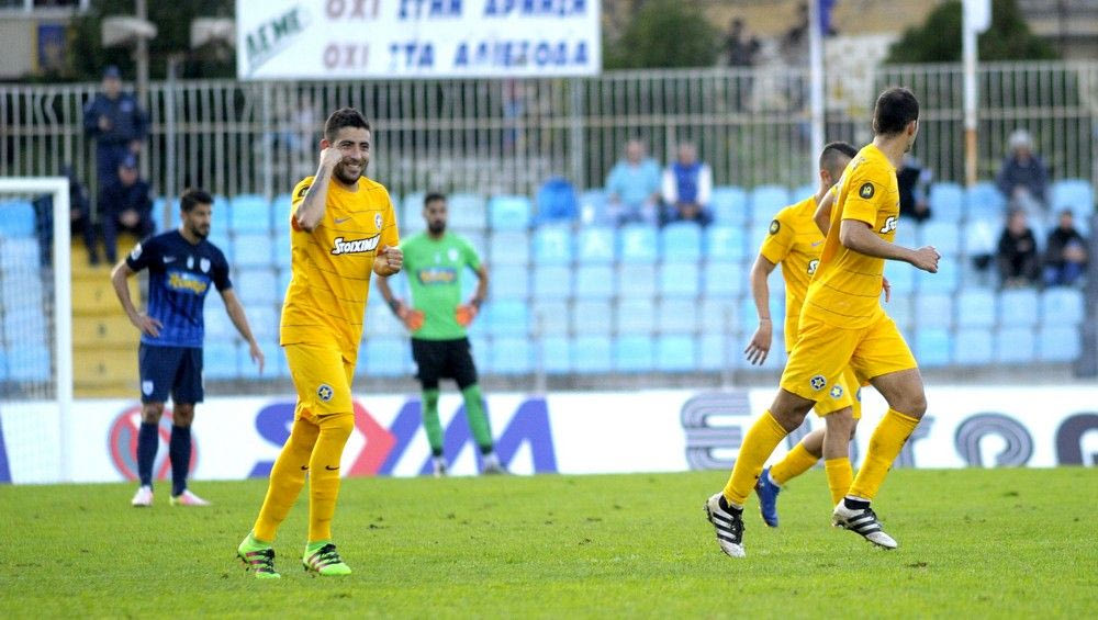 Με δύο κεφαλιές ανατροπή ο Ελευθερόπουλος