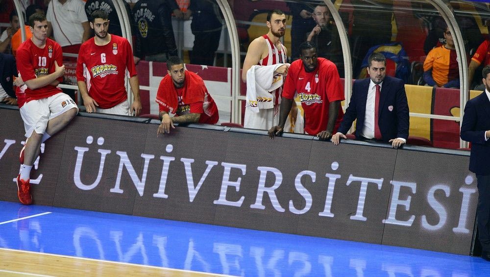 Τα 4:33 του Χάκετ και του Γιανγκ…